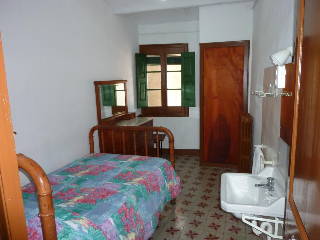 Pension Fonda Vilalta Ribes De Freser Kamer foto