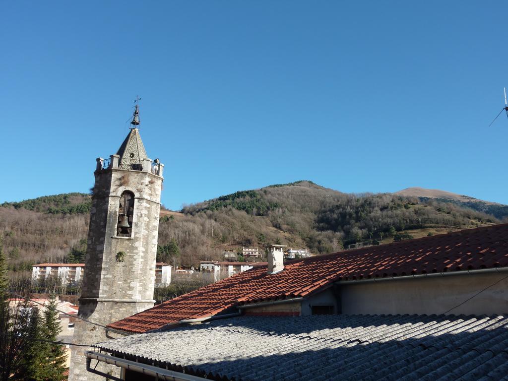 Pension Fonda Vilalta Ribes De Freser Buitenkant foto