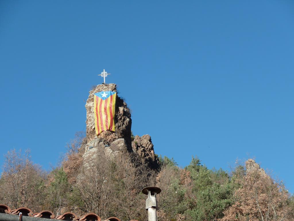 Pension Fonda Vilalta Ribes De Freser Buitenkant foto